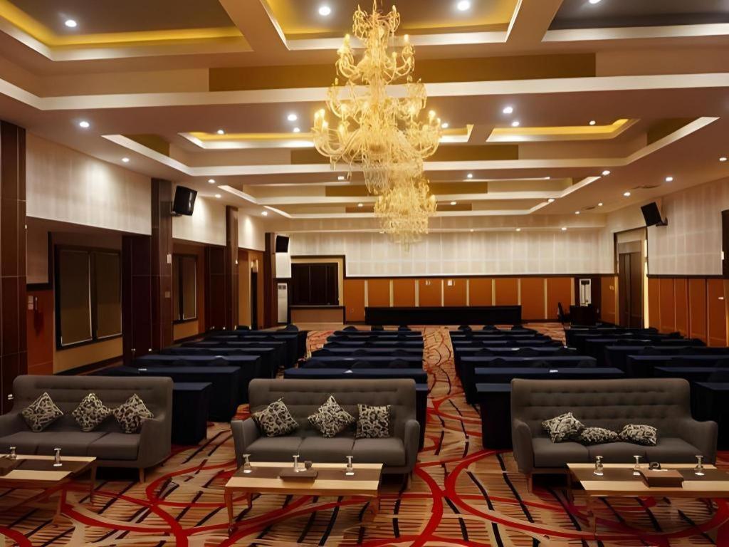 Grand Permata Hati Hotel 3*