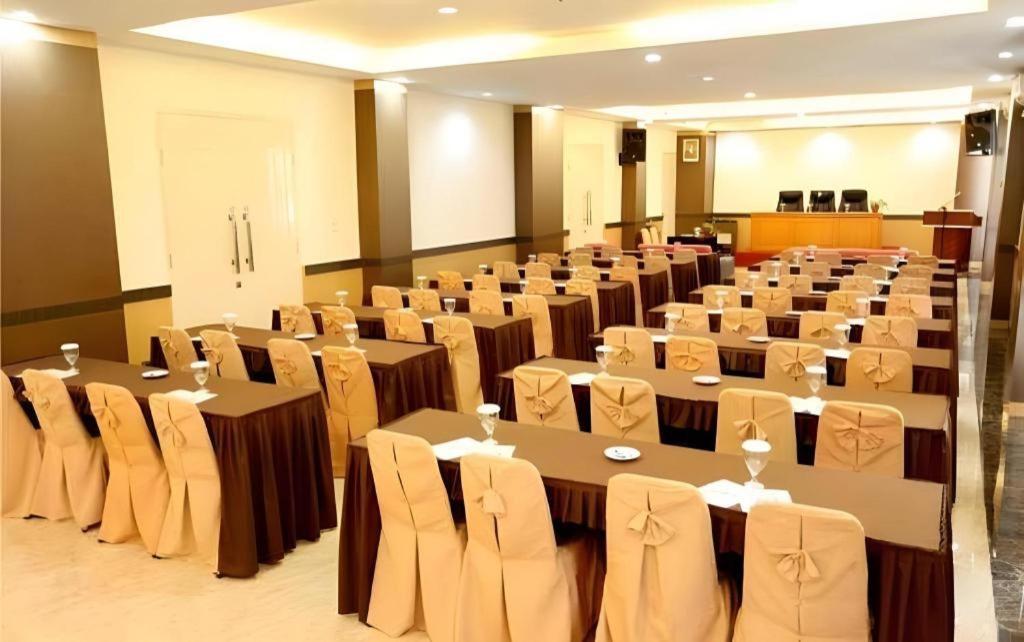 Hotel Grand Permata Hati 3*